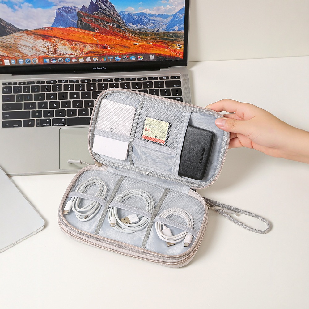 トラベルデータケーブル収納バッグ、マルチポケット電子アクセサ - Office Tech Bag のレビューと価格