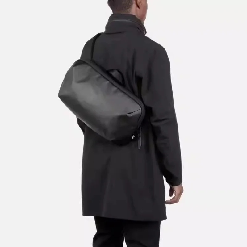 テックスリング バリスティックナイロン 7L 軽量 防水 デ - Office Tech Bag のレビューと価格